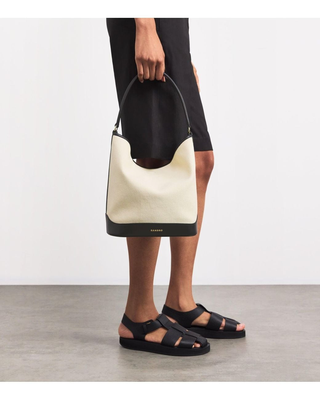 SANDRO PARIS Tangoso Bucket Bag Classic Camel Suede and Black